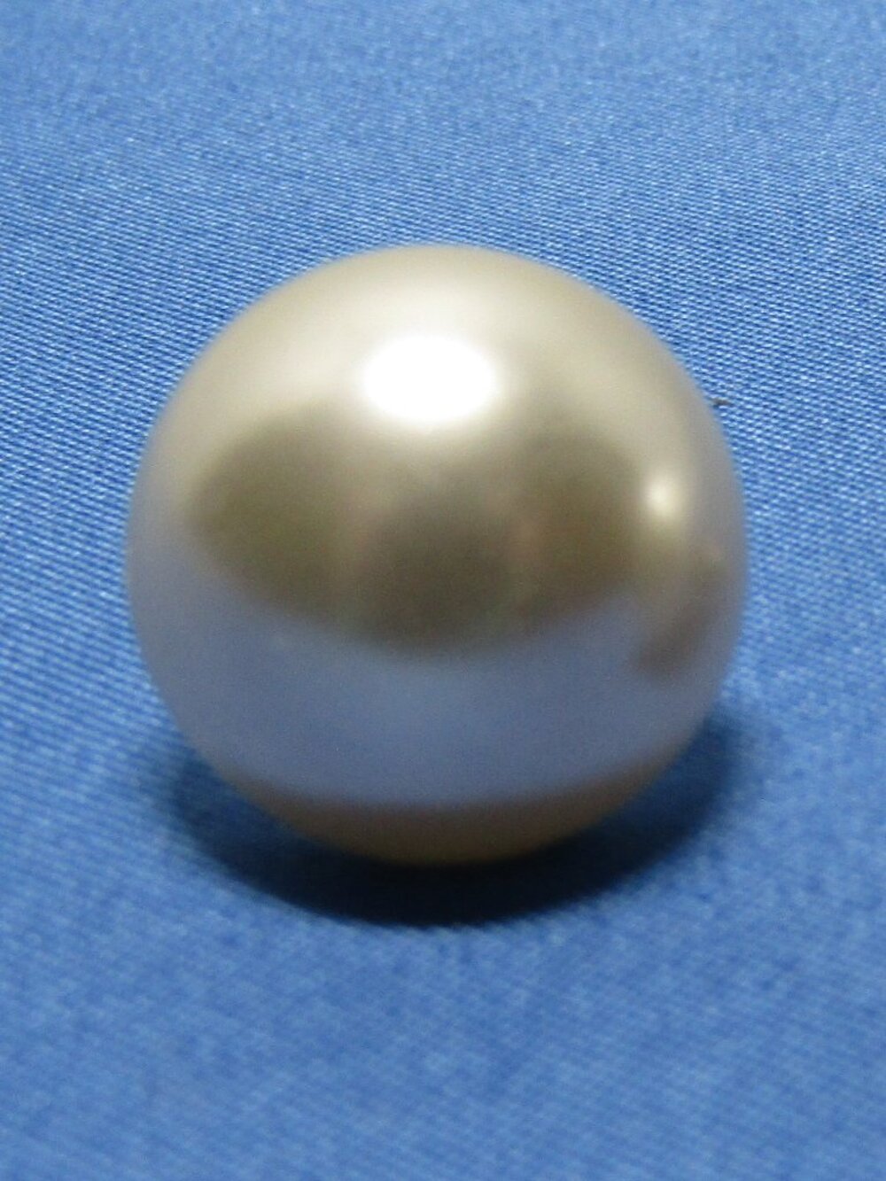 Vintage faux pearl dome pierced earrings EUC